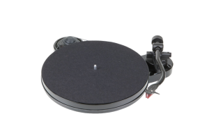 Pro-Ject RPM 1 CARBON Czarny Piano Gramofon z wkładką 2M-RED 