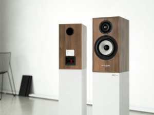 Pylon Audio Pearl Monitor orzech